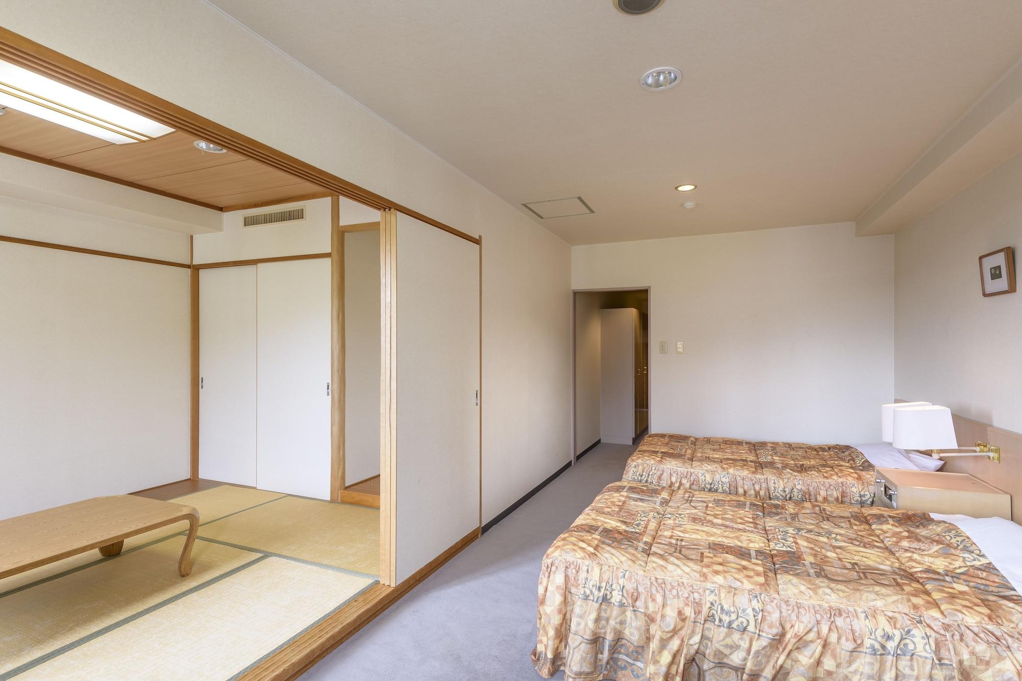 Hotel Tagawa Яманути Экстерьер фото
