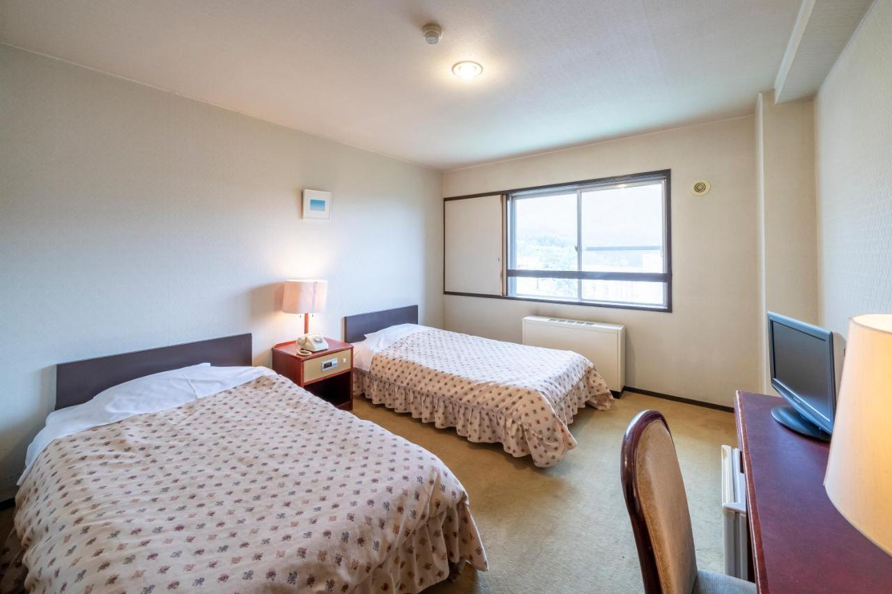 Hotel Tagawa Яманути Экстерьер фото