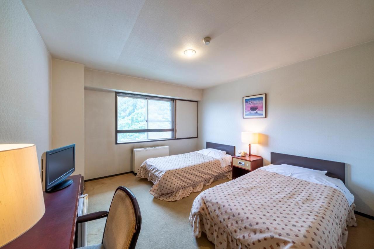 Hotel Tagawa Яманути Экстерьер фото